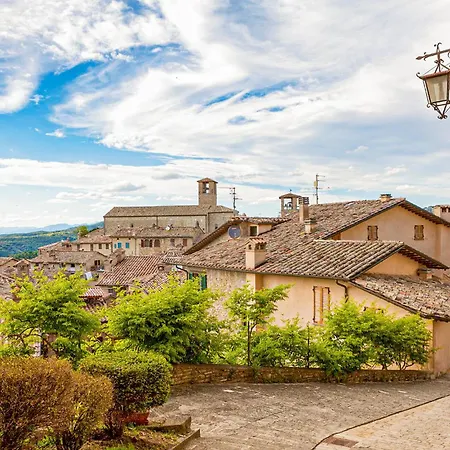 Semesterbostad Lovely In Fraz Loccolle S Paolo *