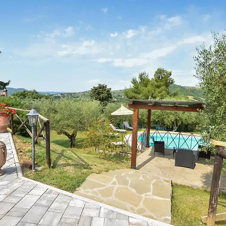 Semesterbostad Lovely In Fraz Loccolle S Paolo *